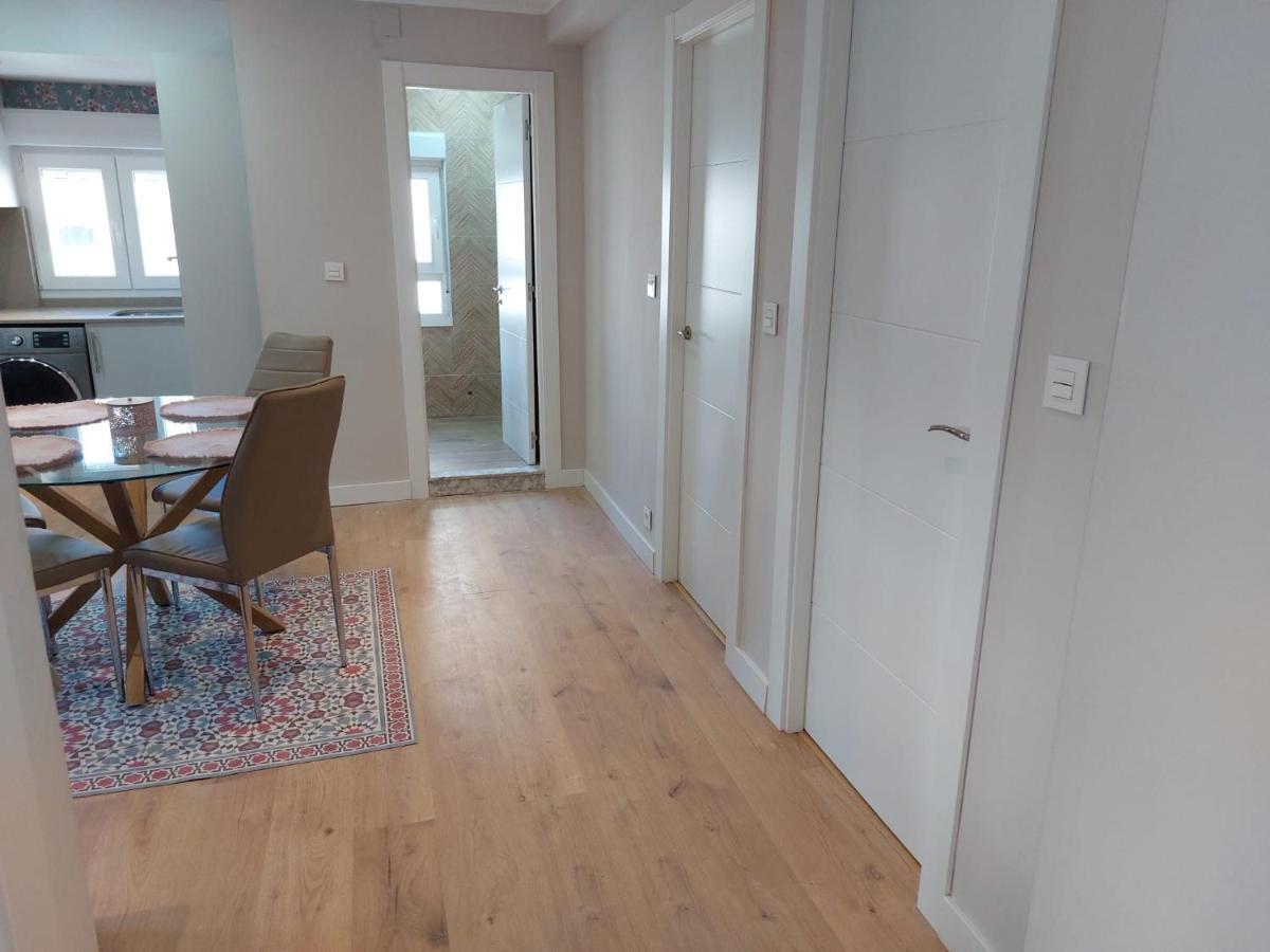 Piso En El Centro Apto 5 Personas Con Garaje Privado Avilés Exteriör bild