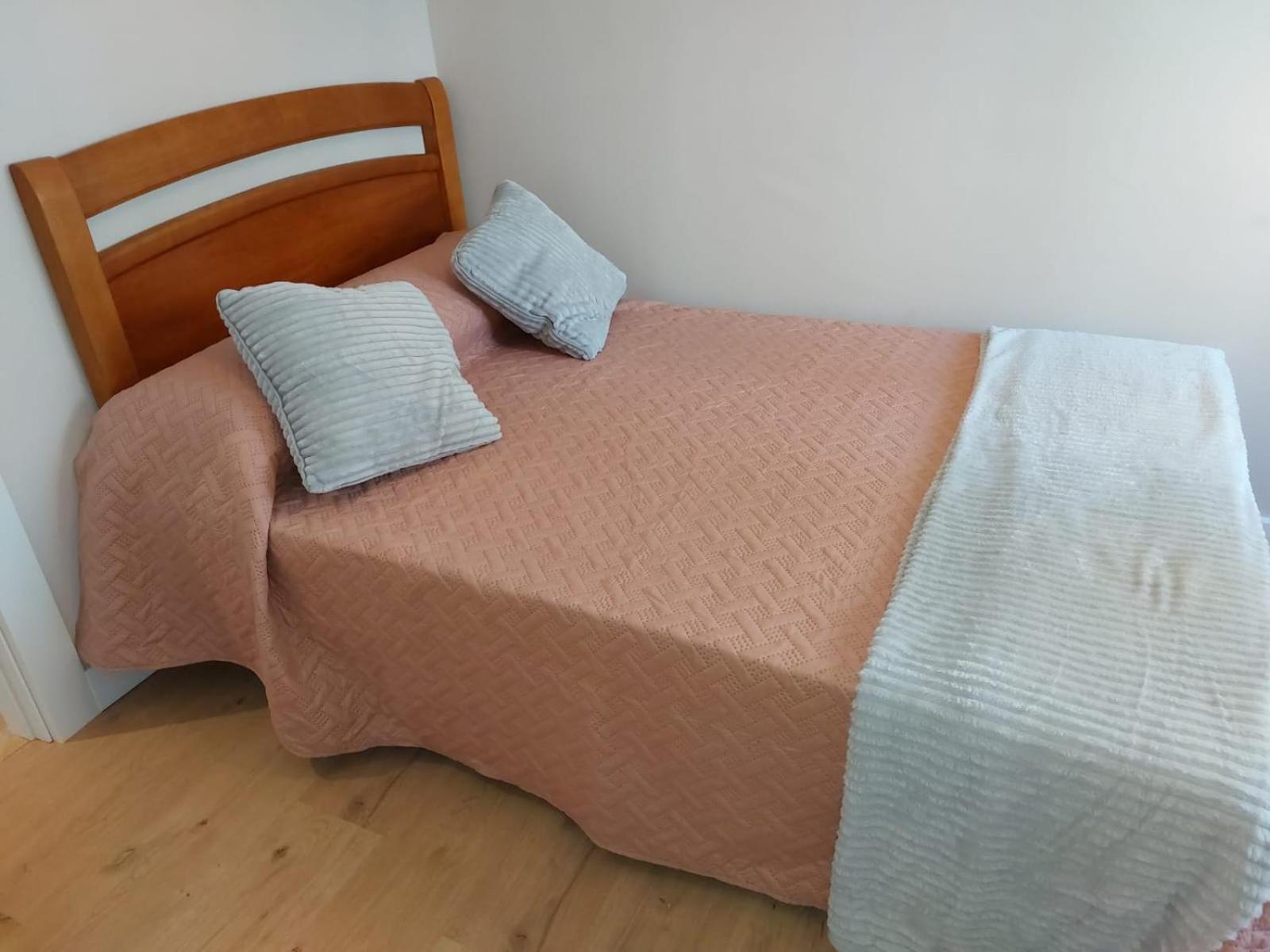 Piso En El Centro Apto 5 Personas Con Garaje Privado Avilés Exteriör bild